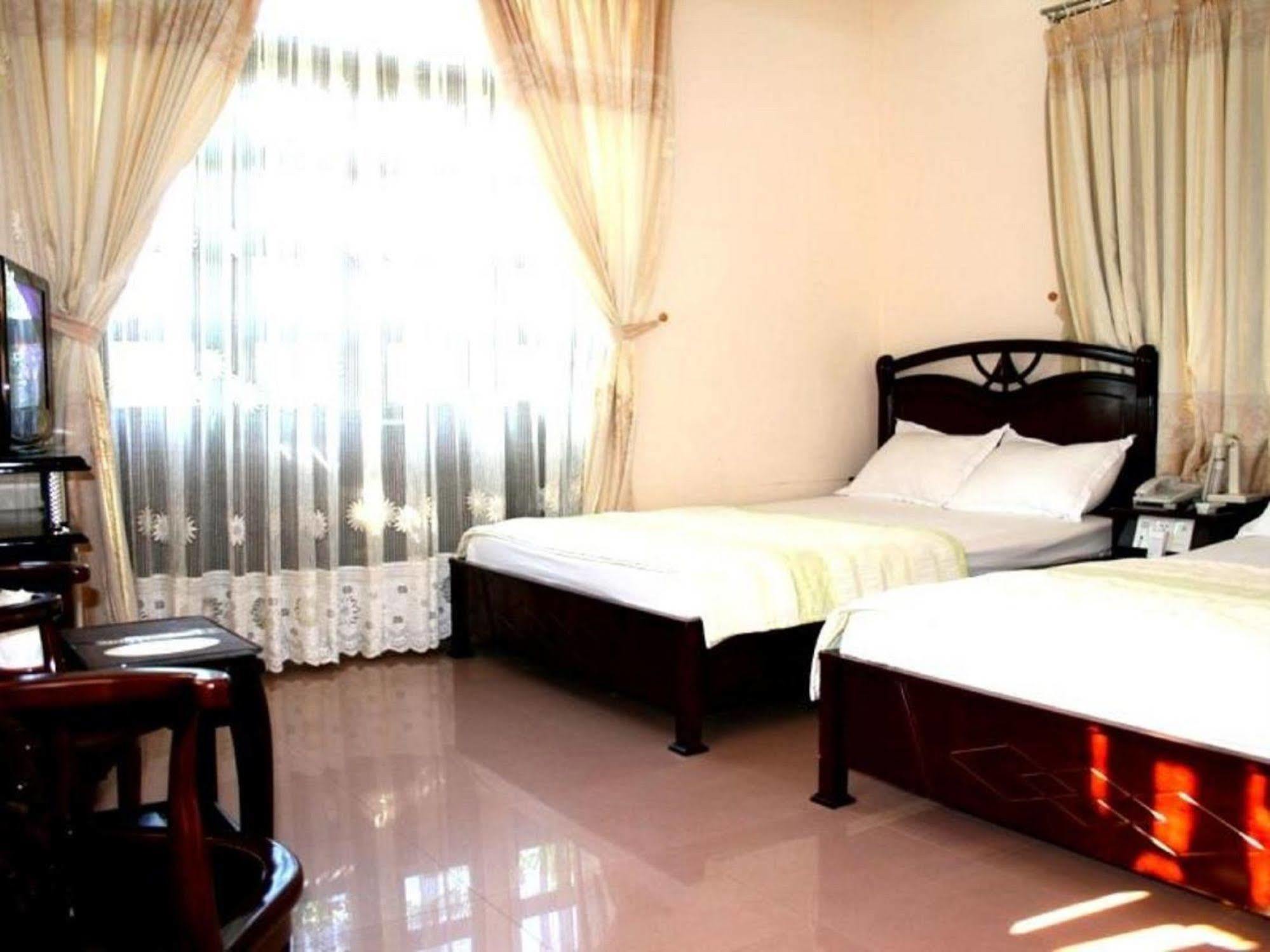 Oyo 563 Phú Thịnh Hotel Nha Trang Ngoại thất bức ảnh
