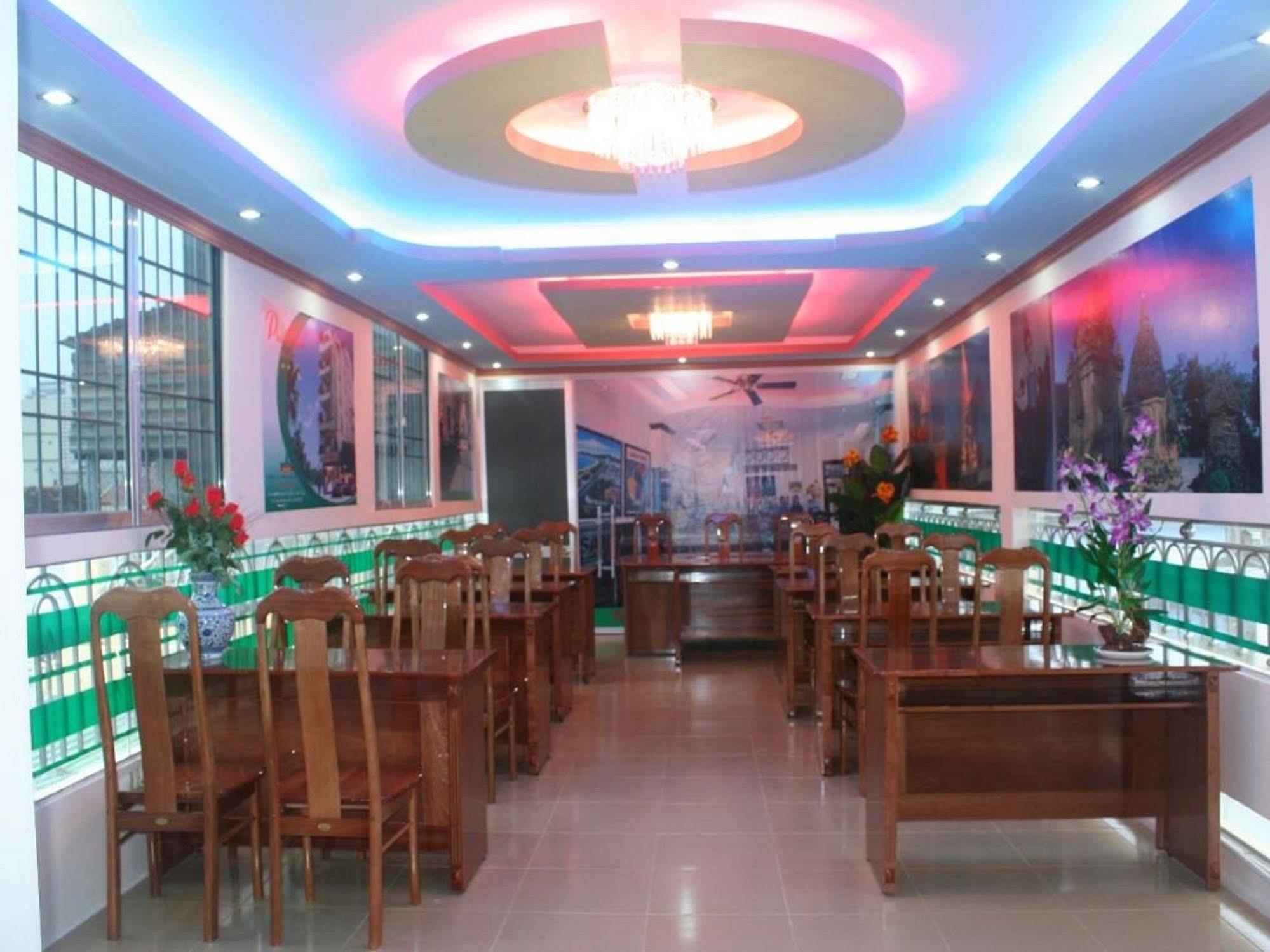 Oyo 563 Phú Thịnh Hotel Nha Trang Ngoại thất bức ảnh